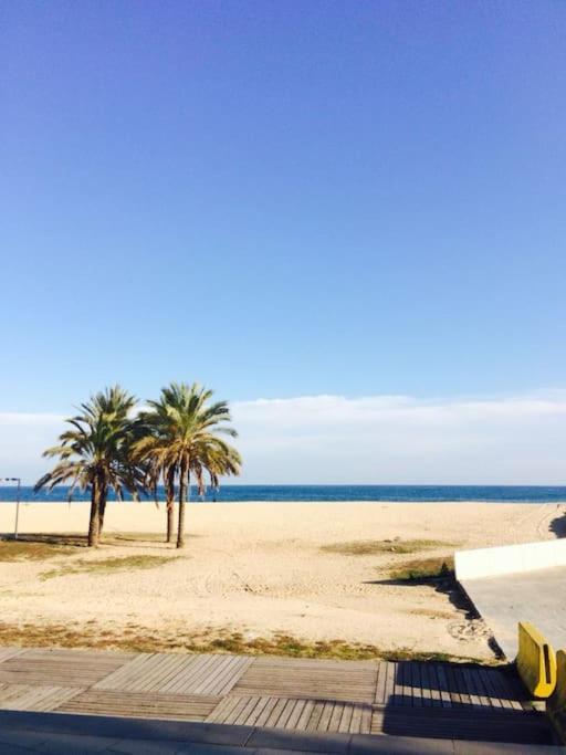 Apartamento Atico En El Casco Antiguo Mataró Buitenkant foto